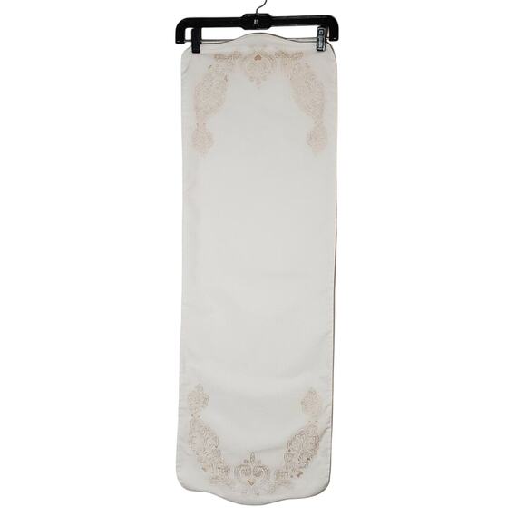 VTG 40" BEIGE TABLE RUNNER FLORAL LEAVES EMBROIDERY DRESSER SCARF MANTLE LINEN - Picture 2 of 6